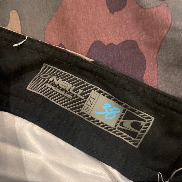 O’Neill Board Shorts Size 38 Camouflage Swimwear - Picture 5 of 6